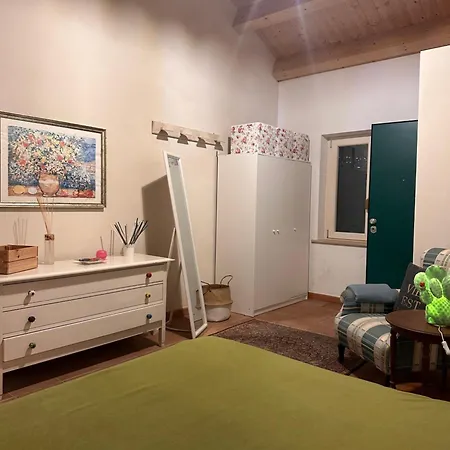 La Vigna Cascina&azienda Agricola Nyaraló Citta' Sant'Angelo