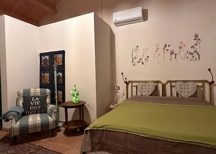 La Vigna Cascina&azienda Agricola * Citta' Sant'Angelo